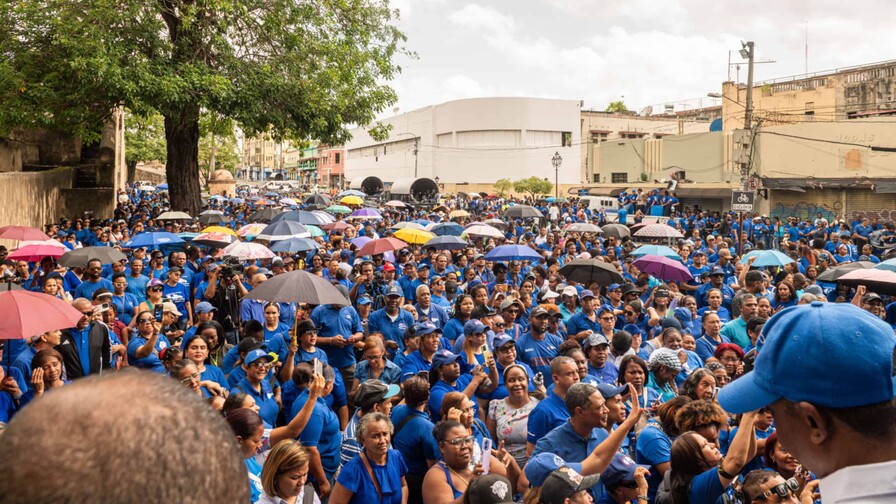 La ADP exige pagar incentivos docentes y atender deterioro de escuelas antes del inicio de clases