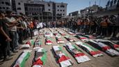 Gaza entierra los restos mortales de 50 personas que Israel mat&oacute; en bombardeos en 2023