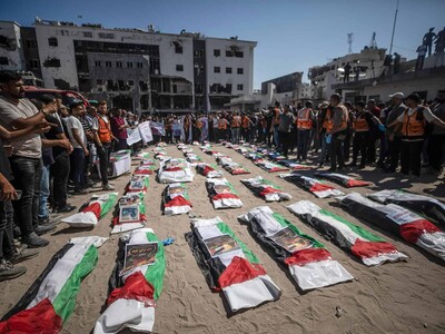 Gaza entierra 50 personas que murieron en bombardeo del 2023