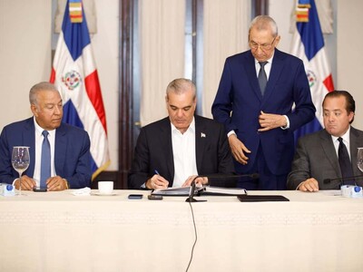 Gobierno emite títulos de propiedad en dos parques nacionales