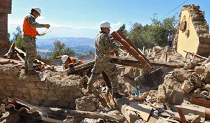 Una r&eacute;plica de magnitud 4.2 remece localidad afectada por terremoto de 7.2 en sur de Per&uacute;