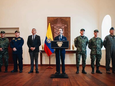 De la Espriella designa nuevos comandantes militares