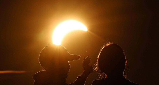 Eclipse lunar oscurecer&aacute; hasta el 93 % de la Luna y ser&aacute; visible desde RD
