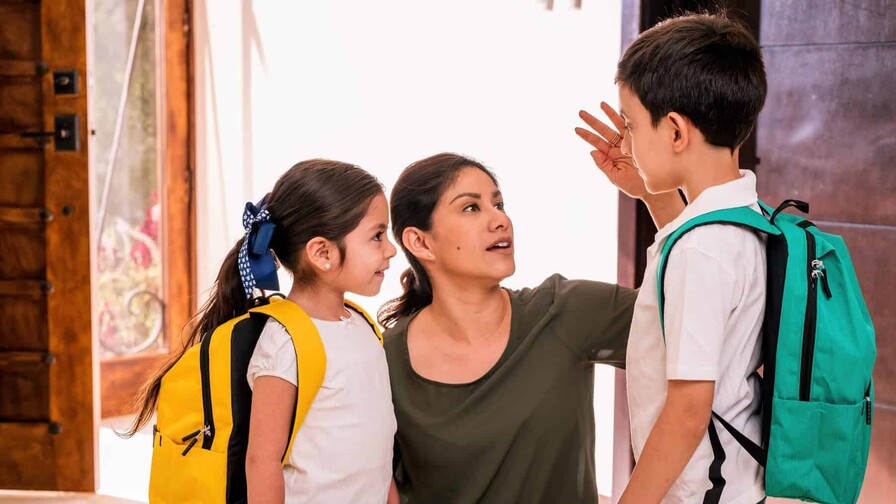 Y a los padres, ¿quién los prepara para el regreso a clases? Y a los padres, ¿quién los prepara para el regreso a clases?