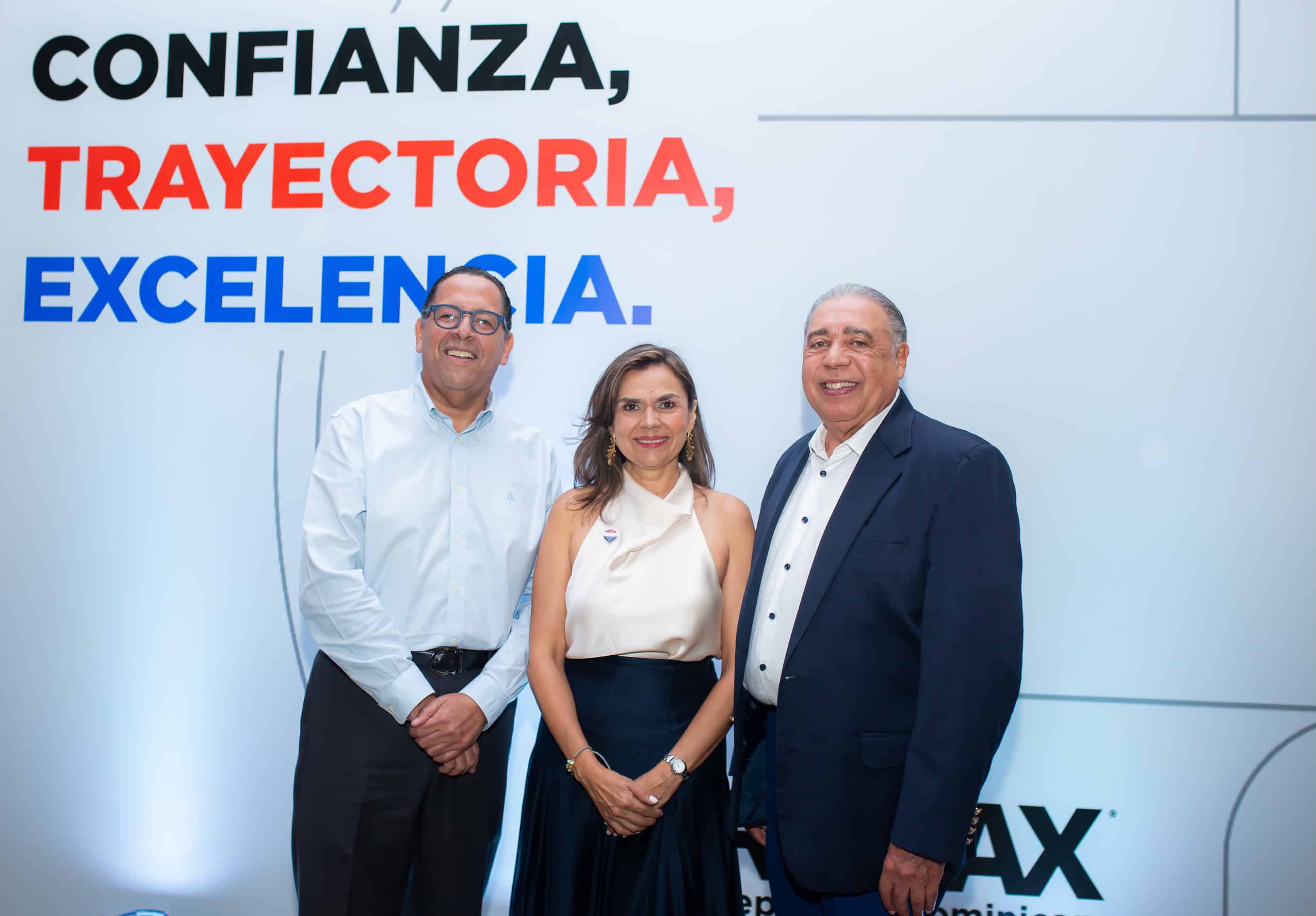Hugo Pag&aacute;n, Myriam Parra y Ferm&iacute;n Acosta.