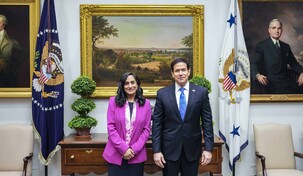 Rubio recibe a canciller canadiense despu&eacute;s de que Trump aplazara el arancel del 50 %
