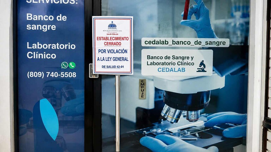 Salud Pública clausura banco de sangre en SDE por violación a las normas sanitarias Salud Pública clausura banco de sangre en SDE por violación a las normas sanitarias