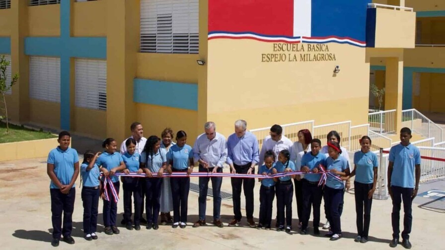 Inauguración del año escolar 2026-2027 será en la Escuela Espejo La Milagrosa en SDE Inauguración del año escolar 2026-2027 será en la Escuela Espejo La Milagrosa en SDE