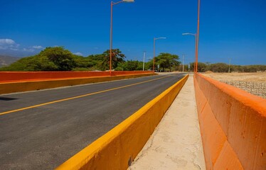 Luis Abinader inaugura calles asfaltadas en Tierra Nueva tras inversión de RD$96 millones