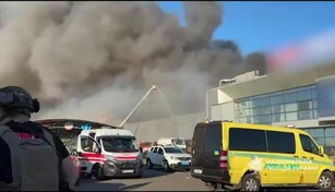 Al menos 15 muertos en ataque ruso contra un centro comercial en Ucrania