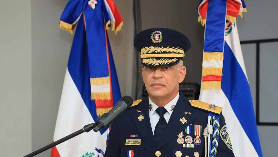 Director de la Policía da 30 días para declarar patrimonio y amenaza con destituir a incumplidores Director de la Policía da 30 días para declarar patrimonio y amenaza con destituir a incumplidores
