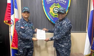 Polic&iacute;a Nacional realiza cambio de mando en La Vega; el coronel Cabrera Concepci&oacute;n asume el cargo