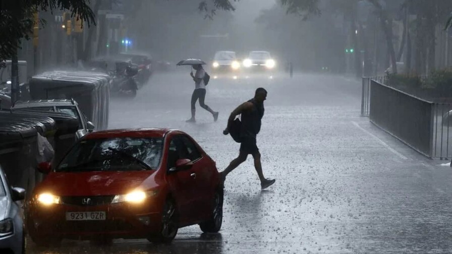Siete heridos en incidentes causados por fuertes lluvias en España Siete heridos en incidentes causados por fuertes lluvias en España