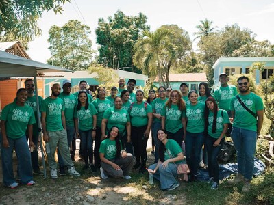 Starbucks y Hábitat para la Humanidad unidas en labor altruista