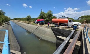 Villa Gonz&aacute;lez y Santiago Oeste contin&uacute;an afectados por interrupci&oacute;n del servicio de agua