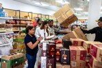 Autoridades incautan mercanc&iacute;as il&iacute;citas valoradas en RD$19.4 millones en Villa Consuelo