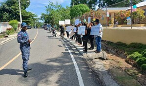 Docentes de la escuela La Ceiba alzan la voz contra presuntos maltratos de la directora