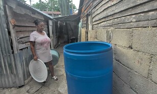 M&aacute;s de una docena de barrios de Dajab&oacute;n denuncian falta de agua
