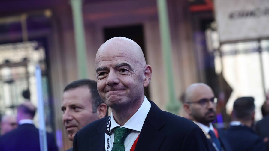 Gianni Infantino arremete contra las grandes potencias del fútbol y exige reducir la brecha global Gianni Infantino arremete contra las grandes potencias del fútbol y exige reducir la brecha global