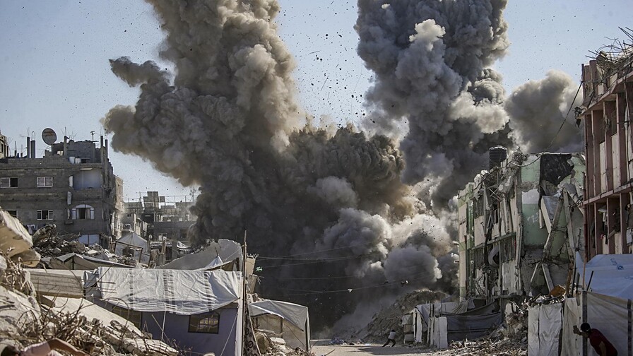 Al menos un muerto, un niño de 4 años, en la nueva oleada de bombardeos de Israel en Gaza Al menos un muerto, un niño de 4 años, en la nueva oleada de bombardeos de Israel en Gaza