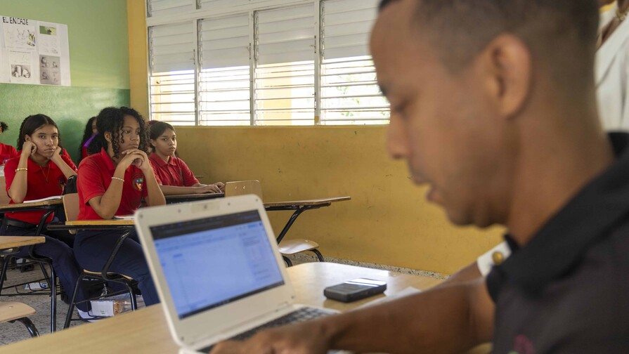 Primer día de clases: buena asistencia y algunos retrasos Primer día de clases: buena asistencia y algunos retrasos