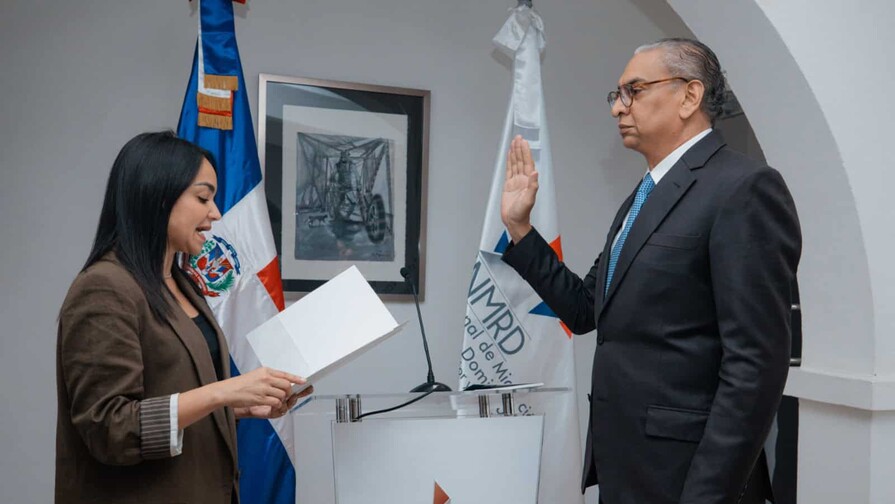José Benedicto Hernández asume como director ejecutivo del Instituto de Migración José Benedicto Hernández asume como director ejecutivo del Instituto de Migración