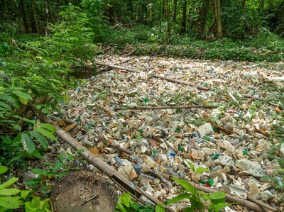 Cañada de Arroyo Manzano lleva varios meses con basura estancada