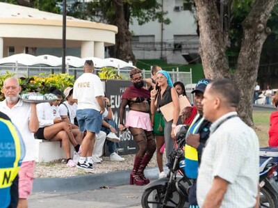 LGBTIQ+ realiza caravana en las calles de Santo Domingo