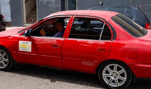 M&aacute;s rutas de Santiago retan al Intrant al subir el pasaje a 40 pesos