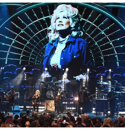 Adi&oacute;s a Dolly Parton: 11 canciones que cuentan la historia de una leyenda de la m&uacute;sica
