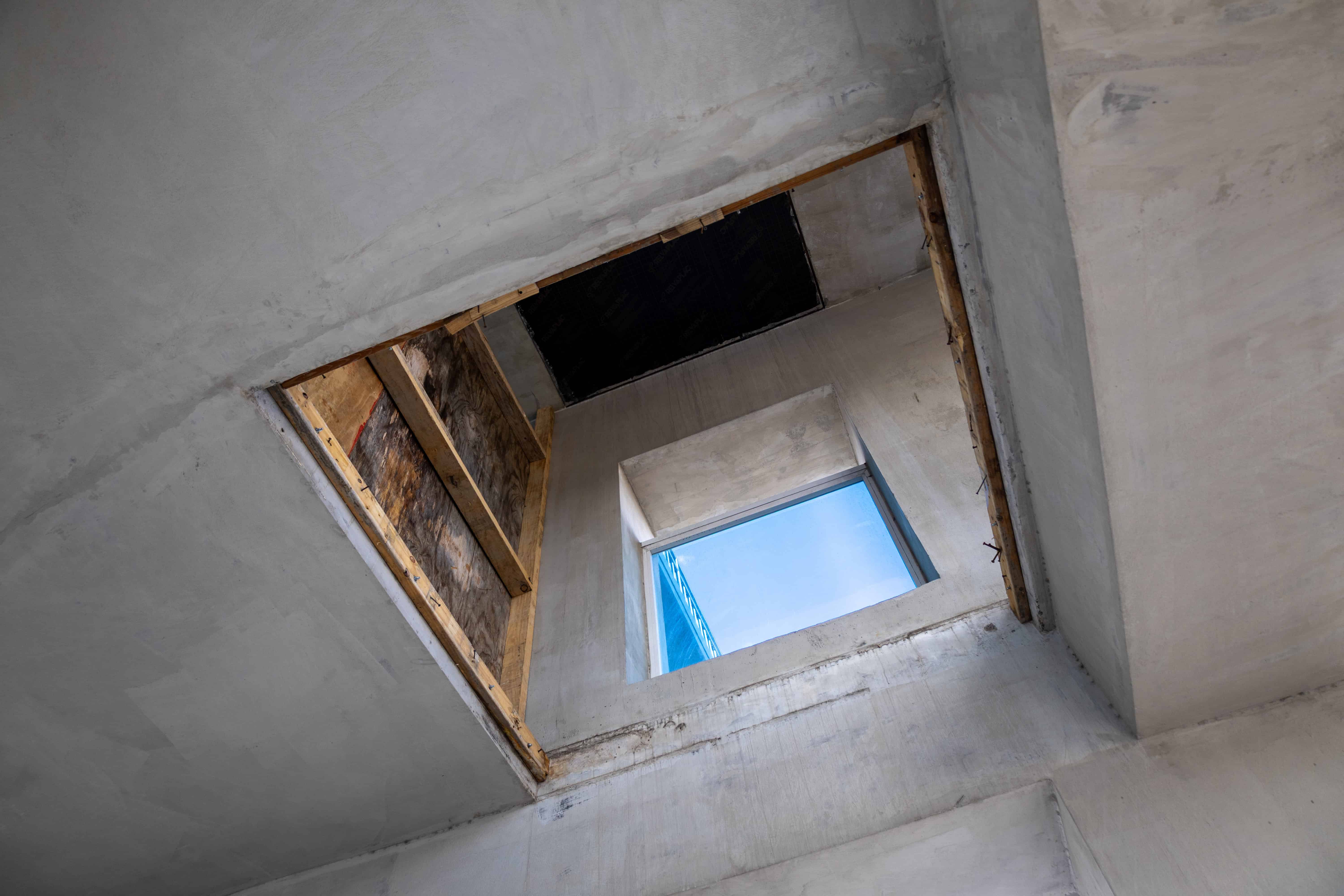 Uno de los proyectos en construcción es la instalación de dos ascensores en ambos extremos del peatonal.