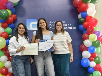 ADCS celebra "Reconocimiento al mérito estudiantil"