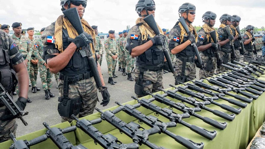 Cómo Abinader casi duplicó el gasto de Defensa y amplió el arsenal militar dominicano Cómo Abinader casi duplicó el gasto de Defensa y amplió el arsenal militar dominicano