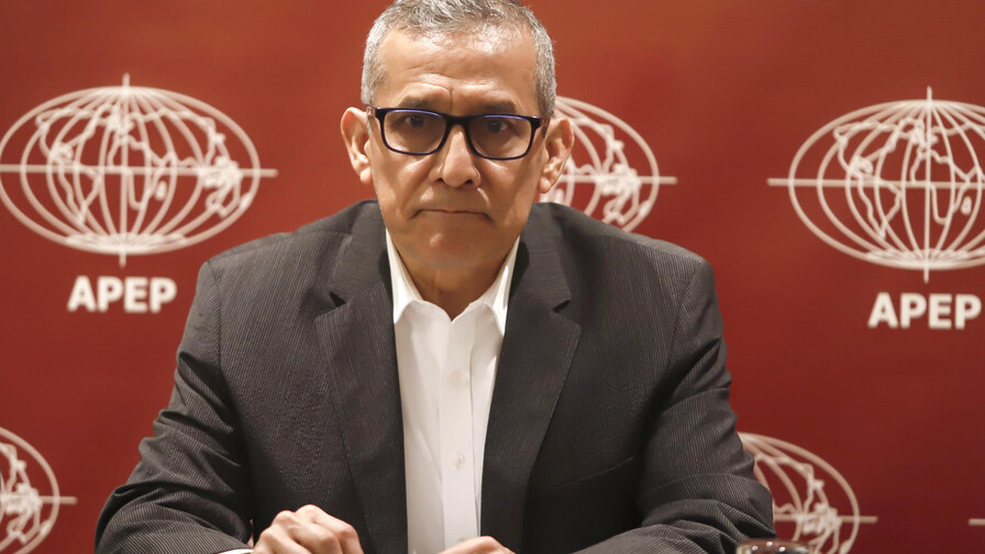 El expresidente Humala no ve garantías en Perú para que su esposa deje su asilo en Brasil El expresidente Humala no ve garantías en Perú para que su esposa deje su asilo en Brasil