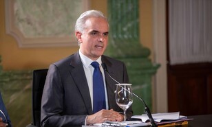 Educaci&oacute;n instalar&aacute; centros de innovaci&oacute;n con inteligencia artificial en todas las provincias