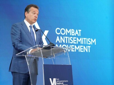 RD y enviado de EE. UU. contra antisemitismo
