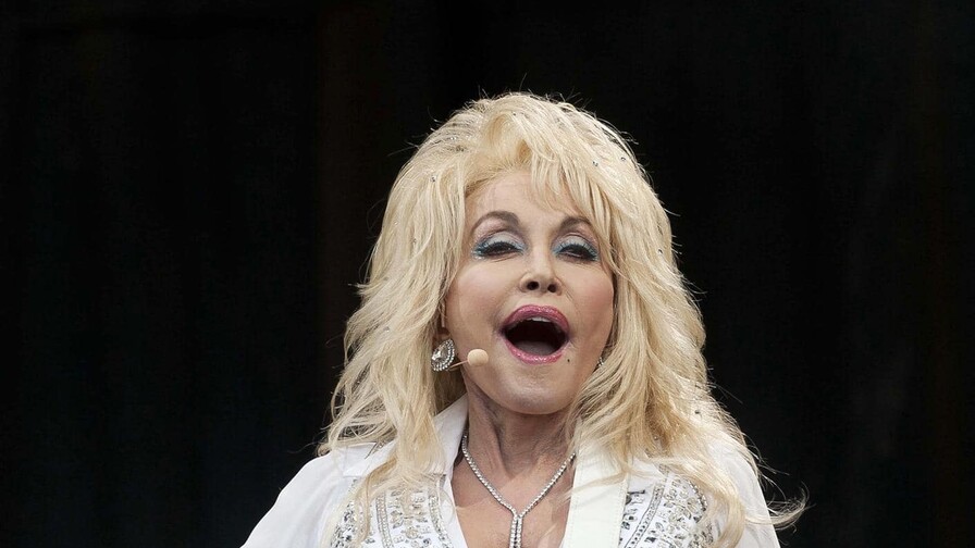 Hollywood lamenta la muerte de Dolly Parton