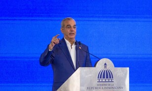 Abinader defiende entrada de Viettel a RD para reducir precios de telecomunicaciones
