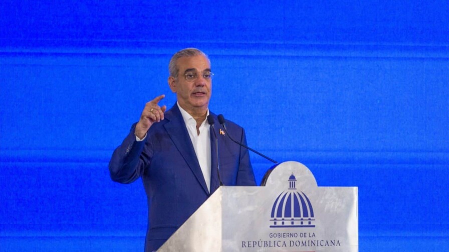 Abinader defiende entrada de Viettel a RD para reducir precios de telecomunicaciones Abinader defiende entrada de Viettel a RD para reducir precios de telecomunicaciones