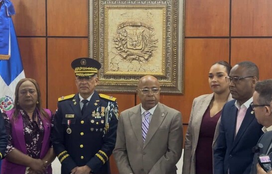 Nuevo director de la Polic&iacute;a visita el Congreso y motiva la aprobaci&oacute;n de la reforma policial