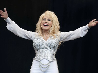 Dolly Parton atravesó una "breve batalla contra el cáncer"