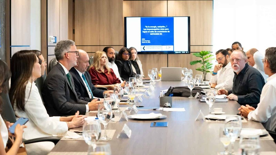 Economista advierte duplicar el PIB exigir&aacute; un alza de 47.6 % en la generaci&oacute;n energ&eacute;tica