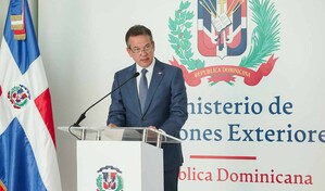El canciller dialoga con EE. UU. sobre aranceles impuestos a RD