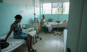 Hospitales p&uacute;blicos registran 50 % menos partos de haitianas en comparaci&oacute;n a 2025