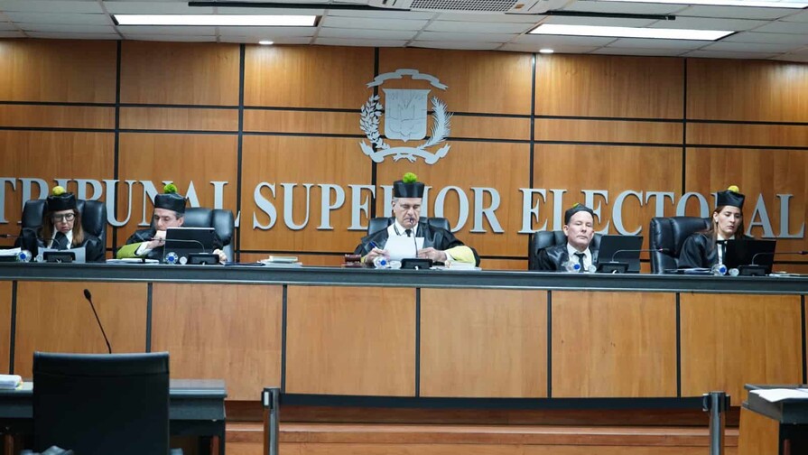 TSE aplaza recurso que busca quitar personería jurídica a 33 partidos minoritarios TSE aplaza recurso que busca quitar personería jurídica a 33 partidos minoritarios