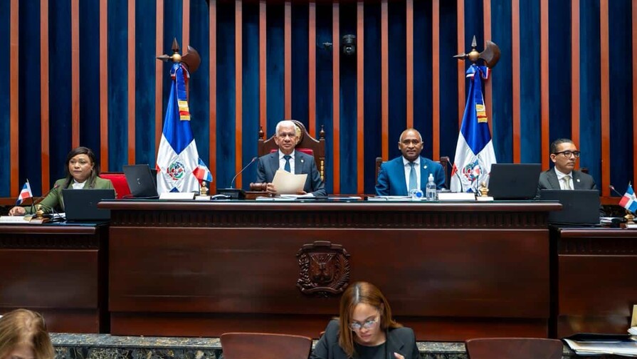 Senado aprueba en segunda lectura ley que regula el turismo de salud en el pa&iacute;s