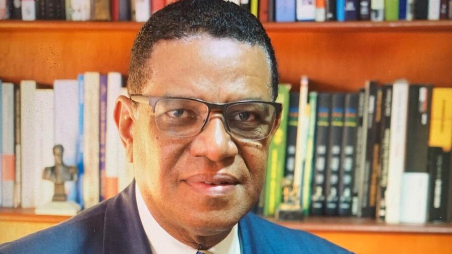 Néstor Cerón presenta libro sobre diplomacia pública dominicana Néstor Cerón presenta libro sobre diplomacia pública dominicana
