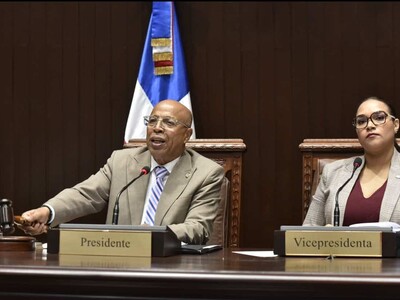 Pacheco y vocero opositor discuten en la Cámara de Diputados