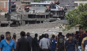 Lo que se sabe de la riada en Nepal: al menos 98 muertos y cientos desaparecidos