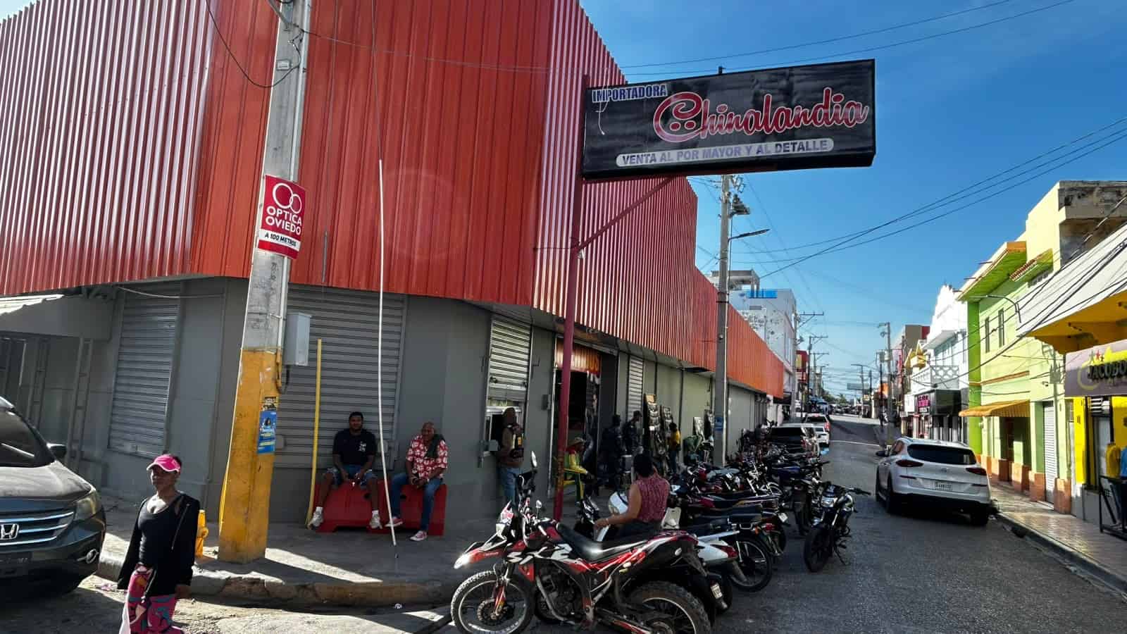 Tienda china en Barahona.